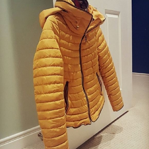 Zara jacket - Picture 2 of 4